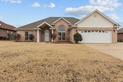 137 Grizzly Bear Dr, White Hall, AR, 71602-4782 | Card Image