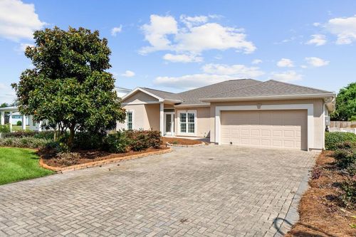 105 White Blossom Trl, Port St. Joe, FL, 32456-7453 | Card Image