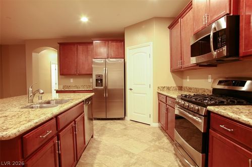 816 Applecross Ave, Henderson, NV, 89012-5117 | Card Image