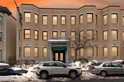 apt-305-88 Gordon St, Boston, MA, 02135-6221 | Card Image