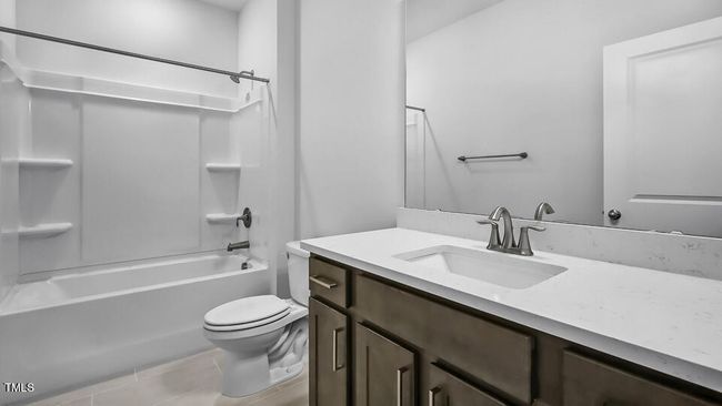 Bathroom | Image 7