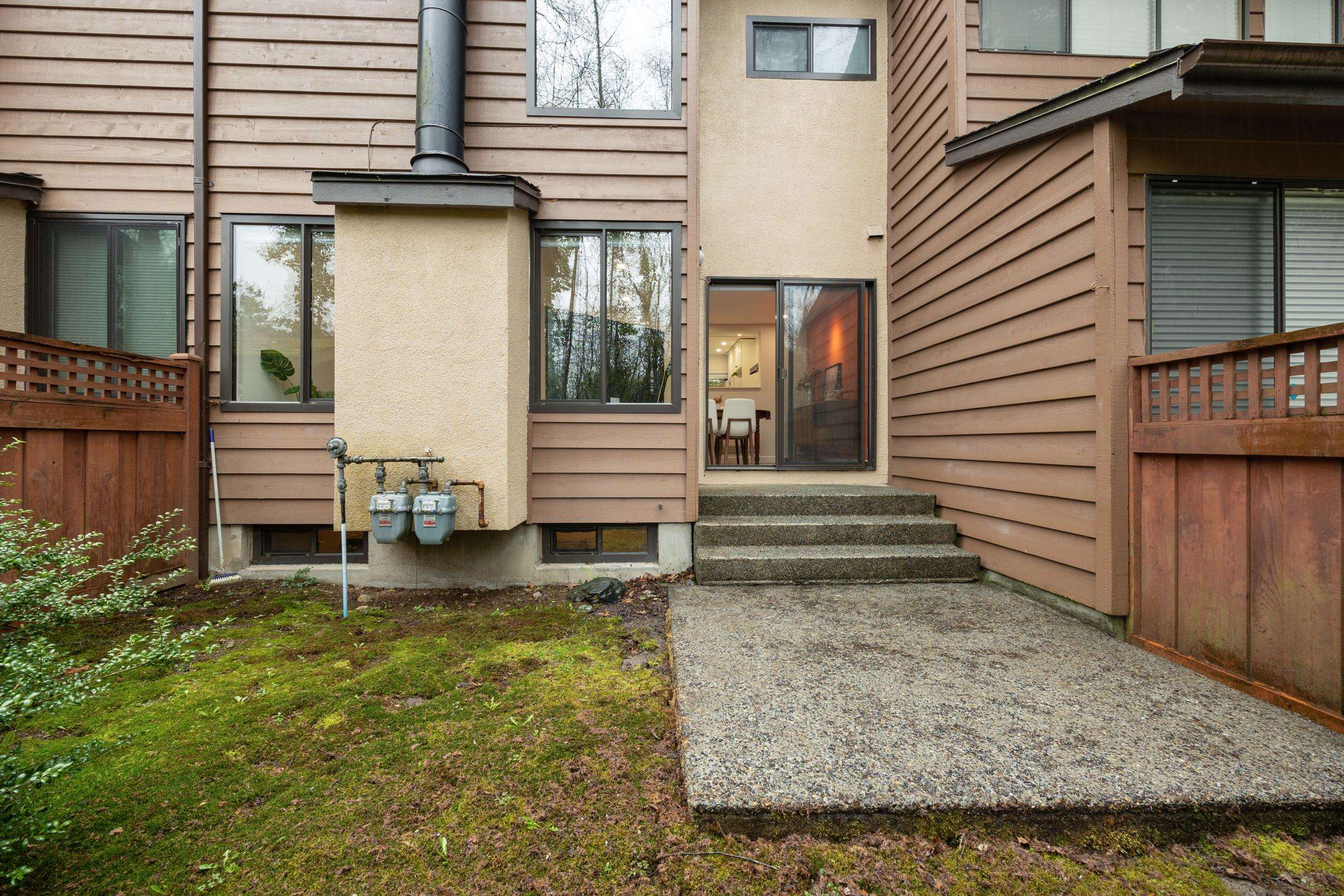4681 Fernglen Place, Townhouse with 4 bedrooms, 1 bathrooms and null parking in Burnaby BC | Image 34