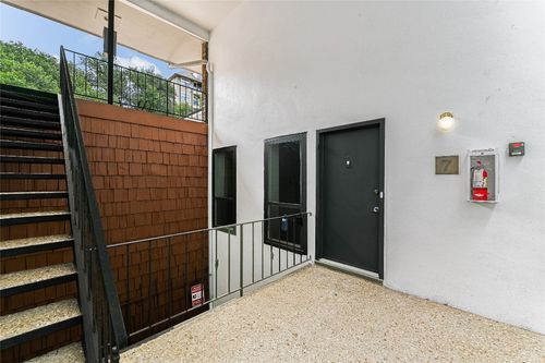 a-7-2704 San Pedro St, Austin, TX, 78705-3948 | Card Image