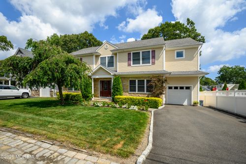 305 Barbara Dr, Point Pleasant Boro, NJ, 08742-2107 | Card Image