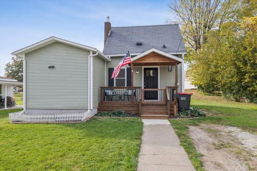 305 Se 7th Ave, Aledo, IL, 61231-2038 | Card Image