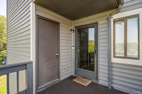 1321 Twin Springs Ct, Forest, VA, 24551-1925 | Card Image