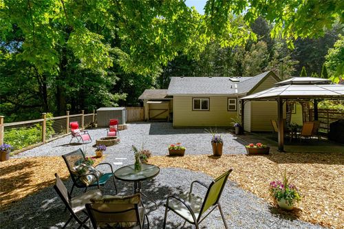 2196 Phillips Rd, Sooke, BC, V9Z0Y3 | Card Image