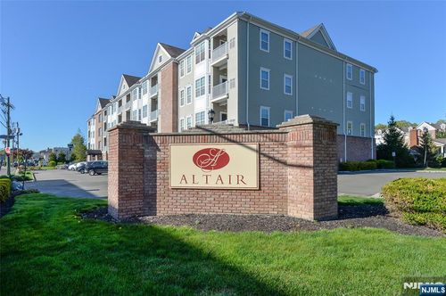 503 Bushes Ln, Elmwood Park, NJ, 07407-3236 | Card Image