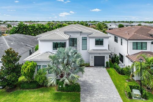 8568 Dream Falls St, Boca Raton, FL, 33496-5615 | Card Image