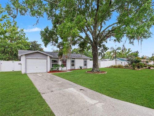 22630 Newfield Ct, LAND O LAKES, FL, 34639-4715 | Card Image