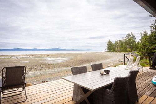 6641 Island Highway W, Bowser, BC, V0R1G0 | Card Image