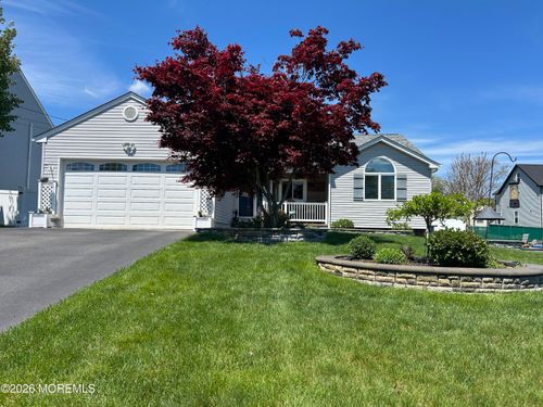 128 Gangway Ln, Manahawkin, NJ, 08050-2021 | Card Image