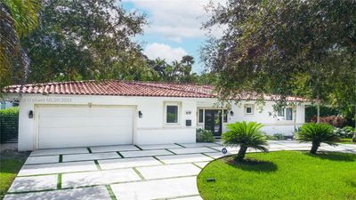 4739 San Amaro Dr, House other with 4 bedrooms, 4 bathrooms and null parking in Coral Gables FL | Image 2