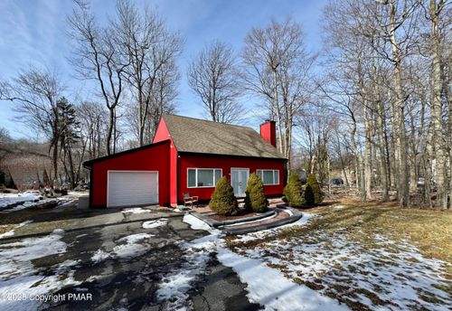 2392 Winding Way, Tobyhanna, PA, 18466-3730 | Card Image