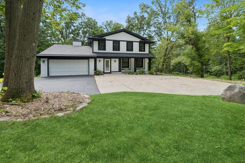 N2781 Wildwood Drive, Geneva, WI, 53147 | Card Image