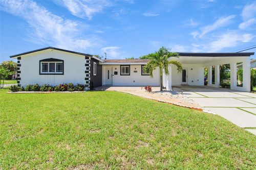 7460 Nw 1st Ct, Pembroke Pines, FL, 33024-7213 | Card Image