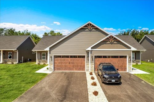 609 Anjali Ct, Sycamore, IL, 60178-9021 | Card Image