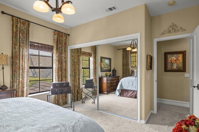 67-web-or-mls-UpmarketMedia-317ElTua-282 | Image 47