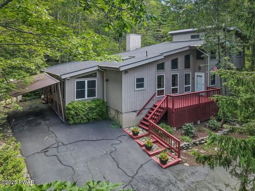 130 Surrey Dr, Lords Valley, PA, 18428 | Card Image