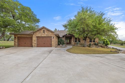 101 Crooked Oak Ln, Round Mountain, TX, 78663-6028 | Card Image