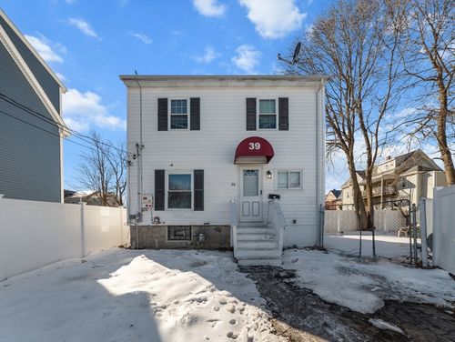 39 Glenwood St, Brockton, MA, 02301-3809 | Card Image