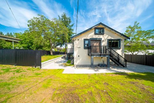 7620 Gilley Ave, Burnaby, BC, V5J4X8 | Card Image