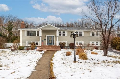 70 Alida Rd, Braintree, MA, 02184-7706 | Card Image