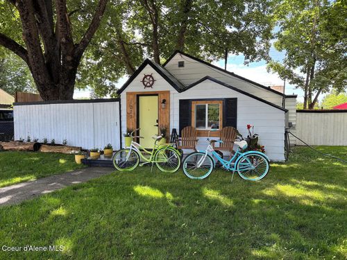 1223 N 1st St, Coeur D Alene, ID, 83814-3202 | Card Image