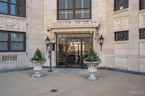 apt-4e-410 N Newstead Ave, Saint Louis, MO, 63108-2643 | Card Image