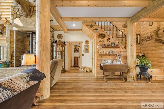 4550 N Us Highway 93, House other with 3 bedrooms, 3 bathrooms and 3 parking in Mackay ID | Image 26