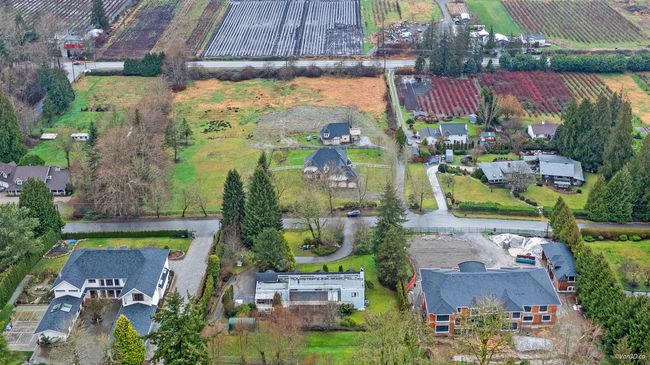 17264 31 Ave, House other with 5 bedrooms, 5 bathrooms and 10 parking in Surrey BC | Image 15