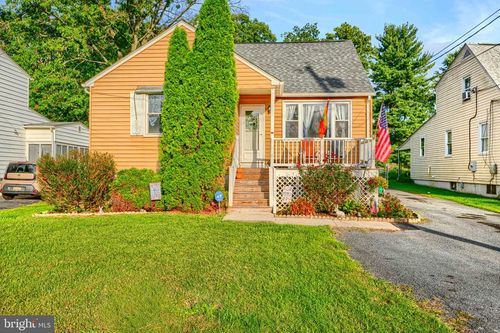 3314 Summit Ave, Parkville, MD, 21234-1838 | Card Image