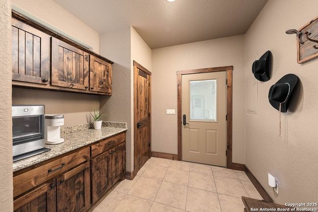112 Juniper Pt, House other with 4 bedrooms, 5 bathrooms and null parking in Ingram TX | Image 34