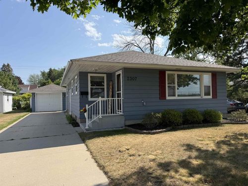 2307 18th Avenue, Menominee, MI, 49858 | Card Image