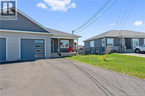 111 Andover Crt, Riverview, NB, E1B0S8 | Card Image