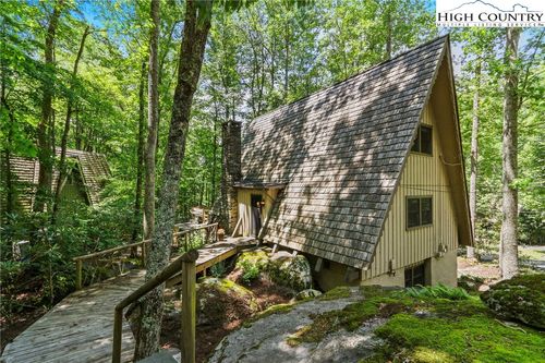 118 Shagbark, Boone, NC, 28607-5792 | Card Image