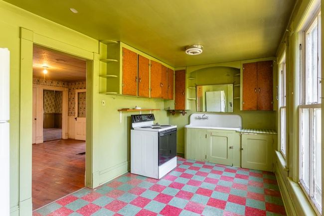 253 Church St, House other with 5 bedrooms, 1 bathrooms and null parking in TIMBERVILLE VA | Image 6
