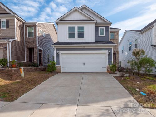 527 Palmarosa St, Fort Mill, SC, 29715-8220 | Card Image
