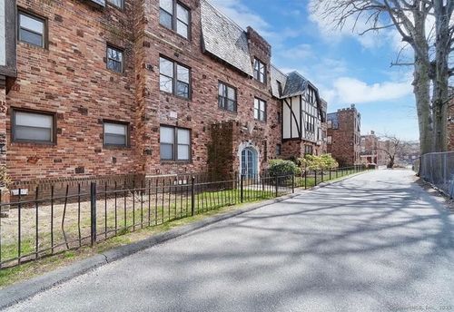 g3-16-20 Townley St, Hartford, CT, 06105-1808 | Card Image