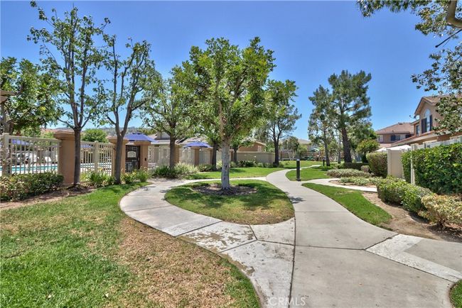 8420 E Tioga Way, Townhouse with 3 bedrooms, 3 bathrooms and 2 parking in Anaheim CA | Image 21