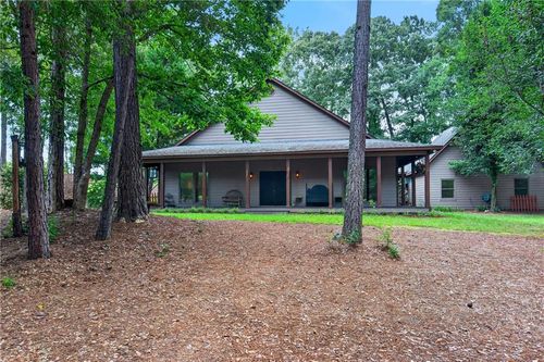 1369 Mobley Bridge Rd, Hogansville, GA, 30230-2601 | Card Image