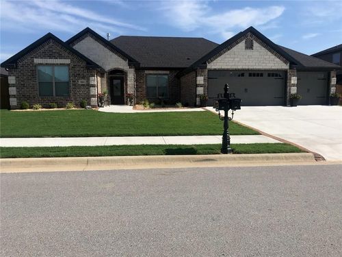 520 Chaparral St, Centerton, AR, 72719-5035 | Card Image