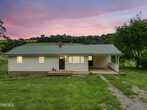 462 Grassy Valley Rd, Whitesburg, TN, 37891-2229 | Card Image