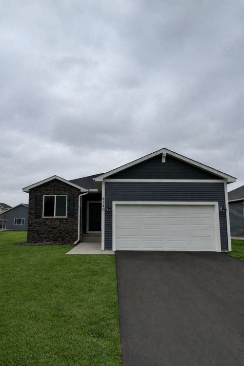 2120 Ridge Pointe Dr, Hastings, MN, 55033-7404 | Card Image