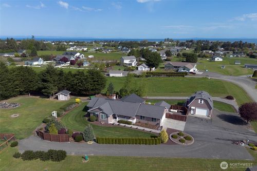 23 Pearl Pl, Sequim, WA, 98382-8887 | Card Image