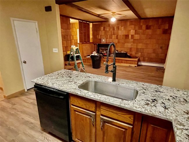 Kitchen | Image 14