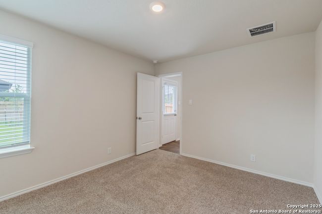 14023 Slate Xing, House other with 3 bedrooms, 2 bathrooms and null parking in San Antonio TX | Image 13