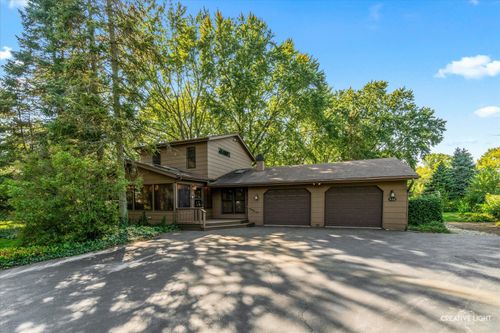 2S452 Riverside Ave, Warrenville, IL, 60555-1239 | Card Image