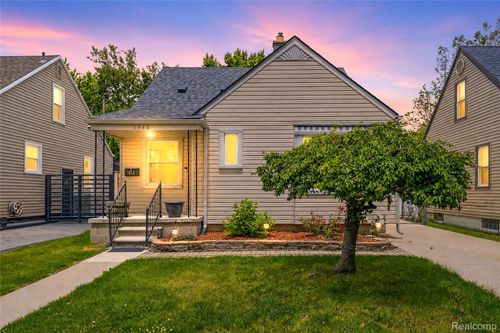 1946 Leblanc St, Lincoln Park, MI, 48146-3724 | Card Image