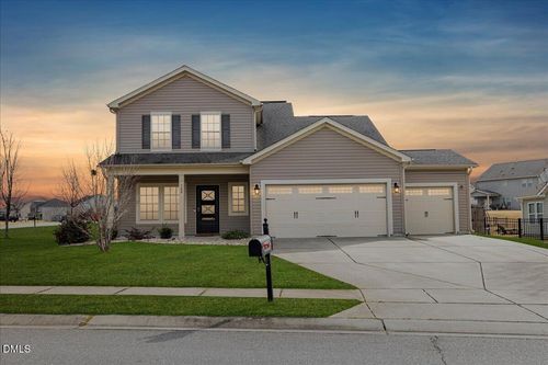 700 Harvest Point Dr, Fuquay Varina, NC, 27526-5597 | Card Image